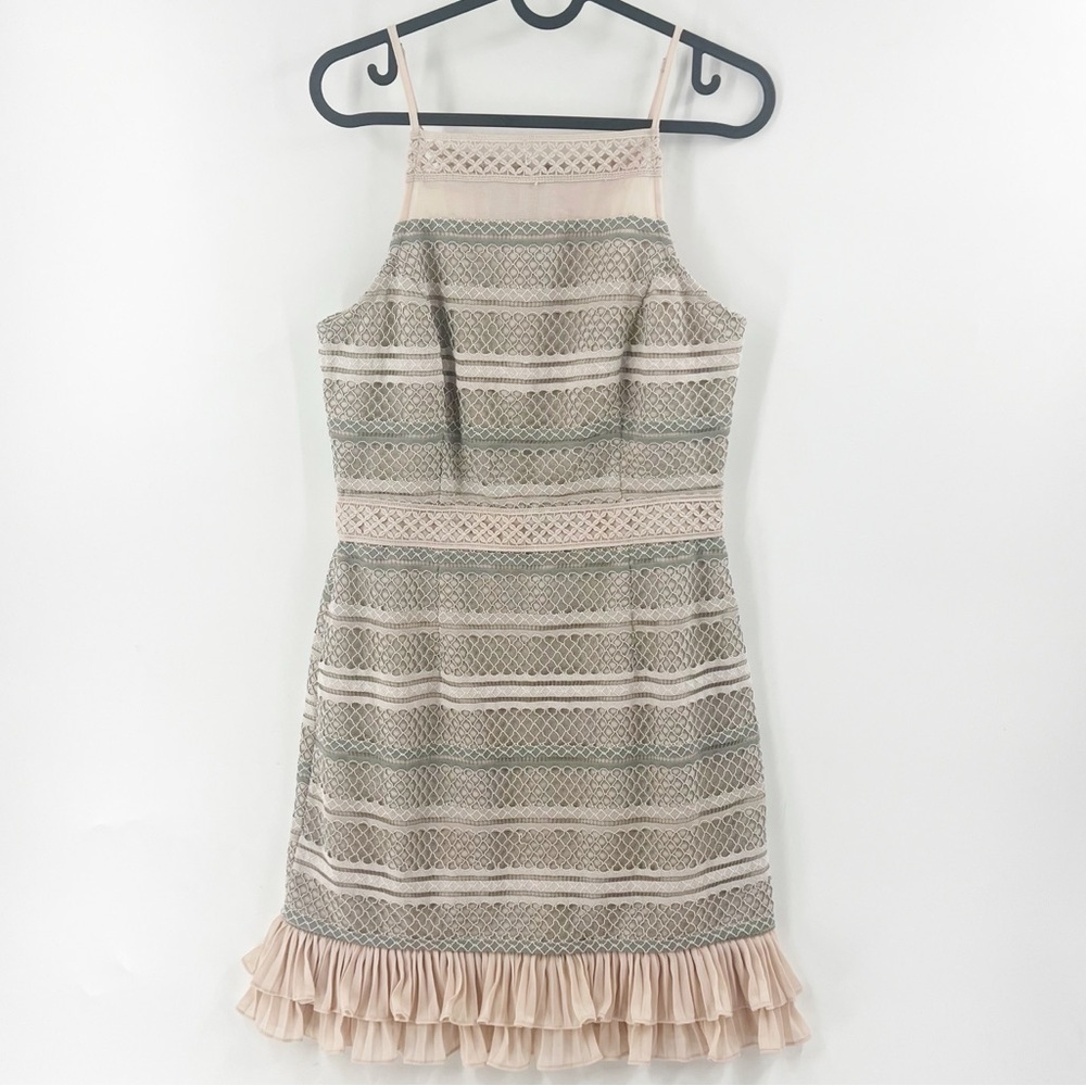 ✅ NWT ADELYN RAE KIRSTYN A LINE SAND STRIPED DRESS WITH RUFFLE HEM SIZE SMALL
